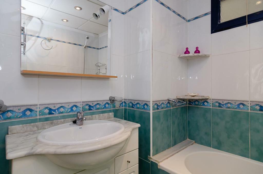 Comfortable Apartment In Benidorm Esterno foto
